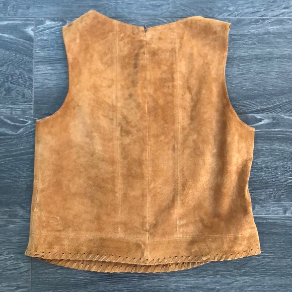 Full leather crop top! - Picture 3 of 4